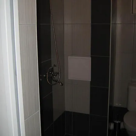 Black&white Daire